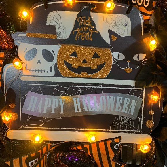 Item51 Halloween Wreath with lights - Picture 8 of 8